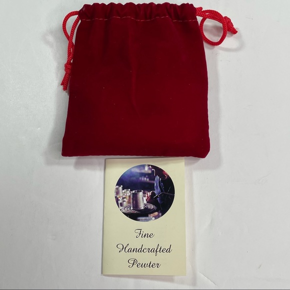 Supreme Silver English Pewter Mini Flask - Picture 8 of 13